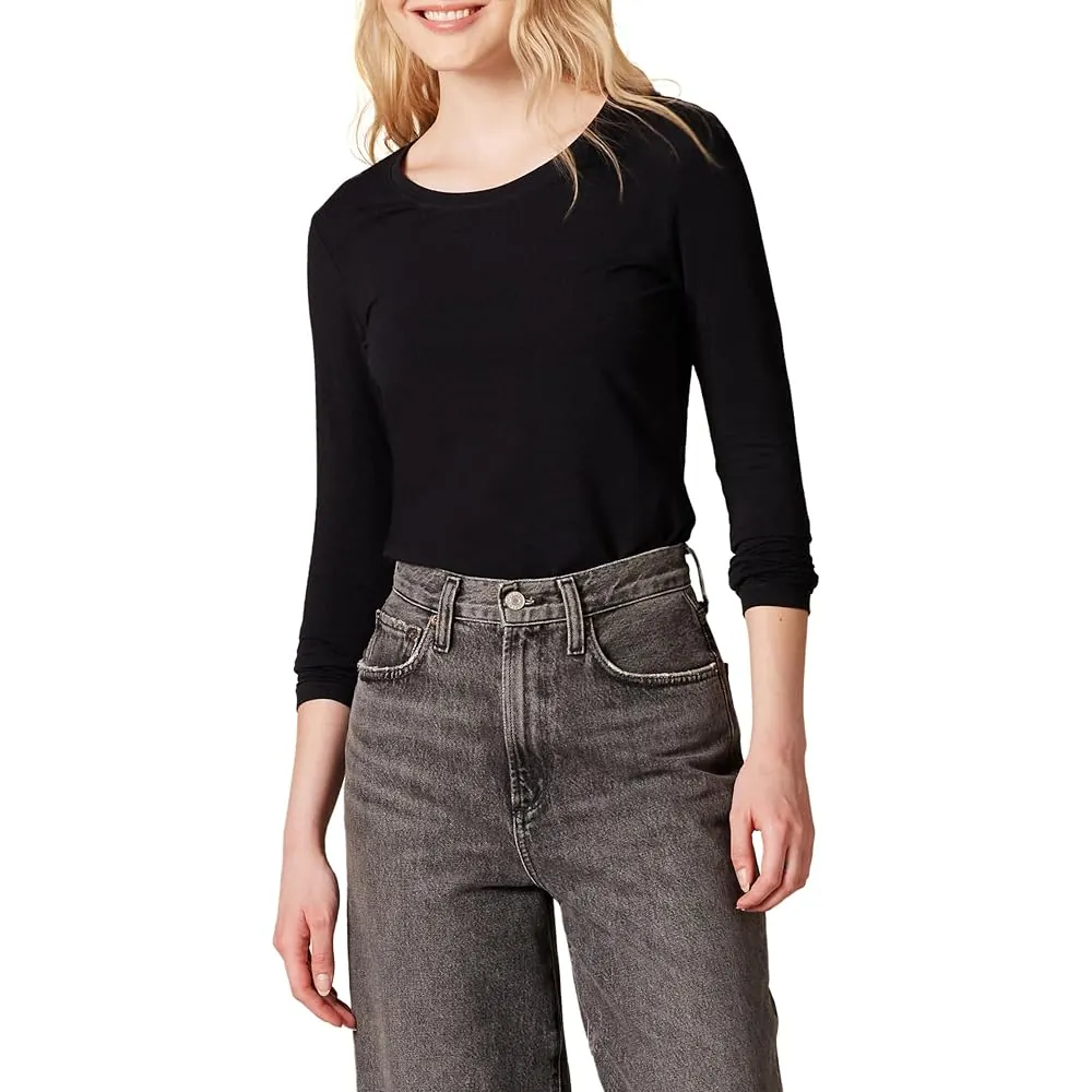 Long-Sleeve Crewneck Tee